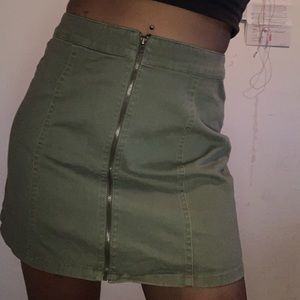 FOREVER 21 zip up skirt